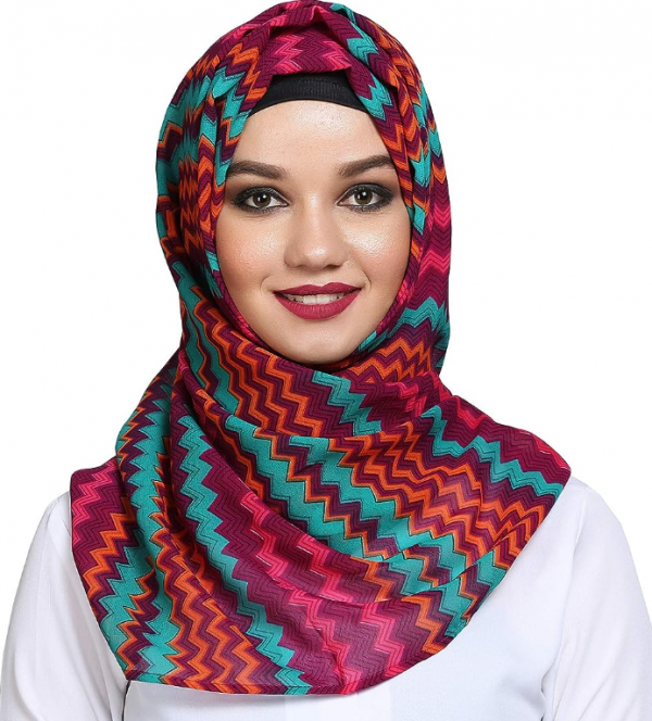 Motif zigzag berwarna-warni